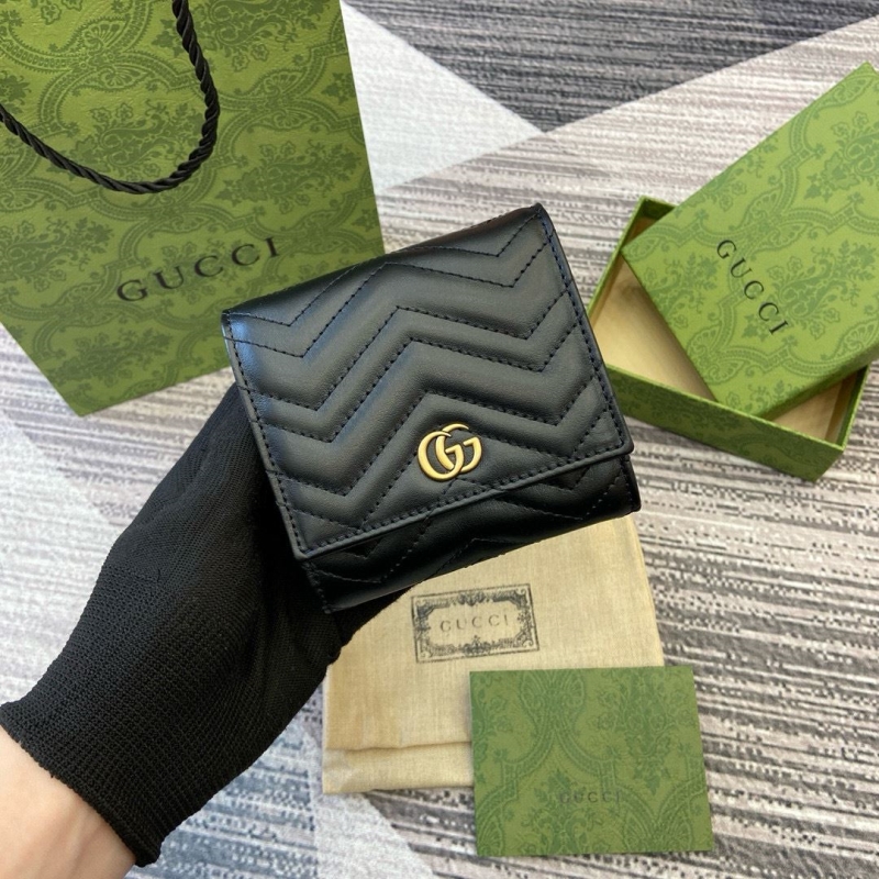 G*u*i wallets & purse